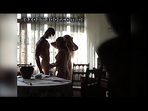 ❤️ Prietenii sexuali invită un bărbat uriaș și o partidă în trei cu el ❤❌   at ro.porn-list.ru ️❤